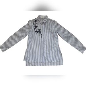 NWOT Crown & Ivy Women's Blue and White Striped Floral Embroidered Shirt- XS